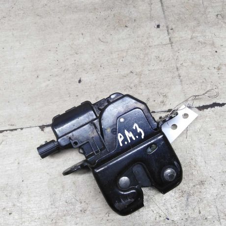 zamok-kryski-bagaznika-renault-megane-iii-art-92179-big-0