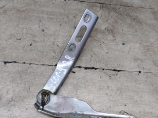 petlia-kapota-pravaia-seat-cordoba-i-restailing-art-93023