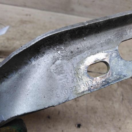 petlia-kapota-pravaia-seat-cordoba-i-restailing-art-93023-big-1