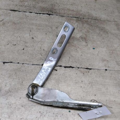 petlia-kapota-pravaia-seat-cordoba-i-restailing-art-93023-big-0