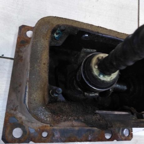 kulisa-mkpp-volkswagen-jetta-2-volkswagen-golf-2-art-93153-big-4