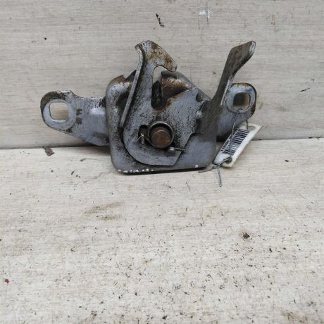 zamok-kapota-renault-logan-i-art-93260-big-1