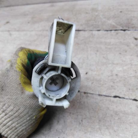 zamok-kapota-ford-c-max-art-93354-big-2