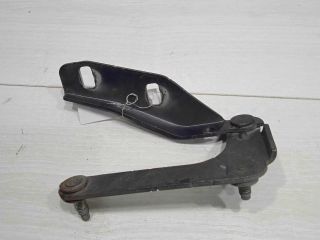 petlia-kapota-peredniaia-pravaia-ford-c-max-restailing-art-93807