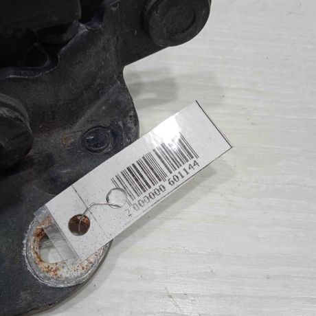 petlia-kryski-bagaznika-sedan-pravaia-audi-100-c4-audi-a6-c4-art-94658-big-2