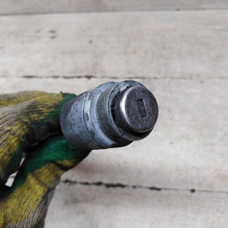 zamok-kapota-ford-c-max-art-95104-big-4