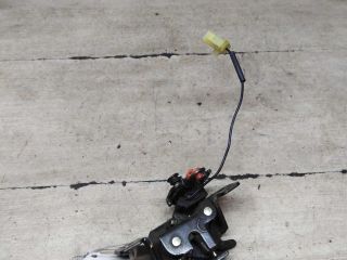 zamok-kryski-bagaznika-kia-shuma-ii-art-95353