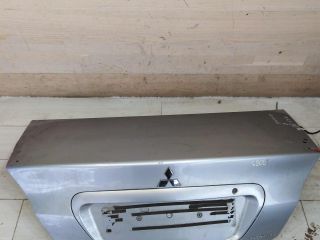 kryska-bagaznika-mitsubishi-lancer-9-sedan-defekt-vmiatina-art-95775