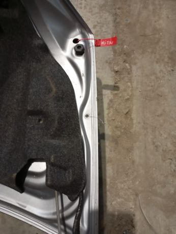 kryska-bagaznika-mitsubishi-lancer-9-sedan-defekt-vmiatina-art-95775-big-8