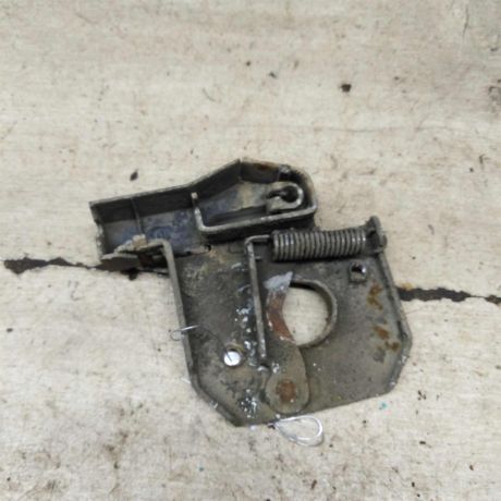 zamok-kapota-renault-symbol-i-art-95938-big-1