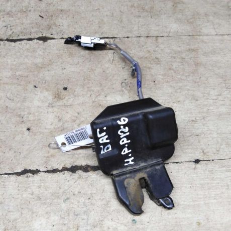 zamok-bagaznika-nissan-primera-p12-art-96889-big-3