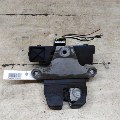 zamok-bagaznika-ford-focus-2-art-97104-big-1