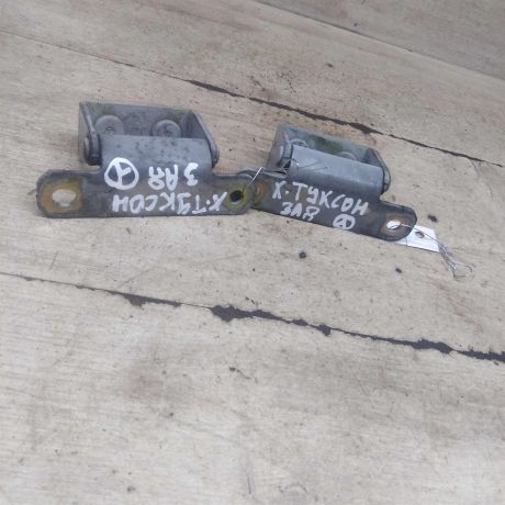 petlia-kryski-bagaznika-hyundai-tucson-i-art-97172-big-0