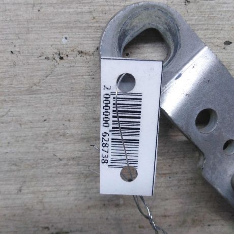 petlia-kryski-bagaznika-pravaia-sedan-renault-megane-ii-art-97786-big-1