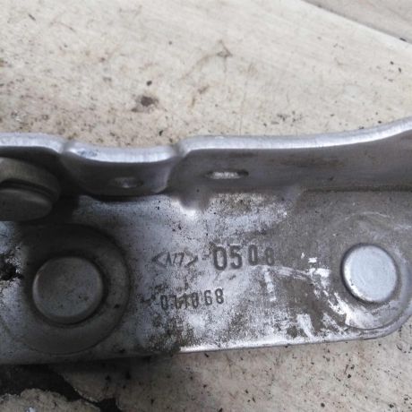 petlia-kryski-bagaznika-pravaia-sedan-renault-megane-ii-art-97786-big-2