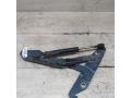 petlia-kryski-bagaznika-s-amortizatorom-pravaia-nissan-primera-p12-art-97860-small-0