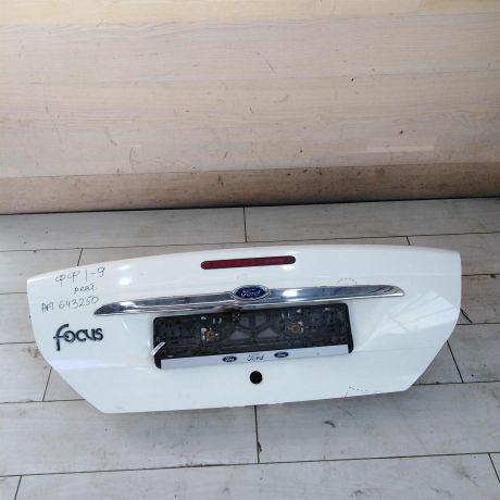kryska-bagaznika-ford-focus-i-restailing-art-98131-big-0