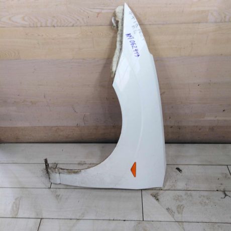 krylo-perednee-levoe-ford-focus-i-restailing-art-98207-big-0