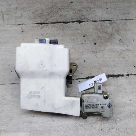 zamok-kryski-bagaznika-skoda-octavia-i-a4-universal-art-98442-big-4