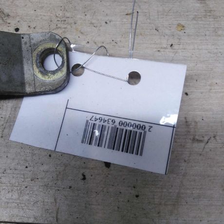 petlia-kryski-bagaznika-levaia-volvo-s40-art-98832-big-1