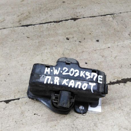 zamok-kapota-pravyi-mercedes-c-klass-w203-kupe-art-99051-big-0