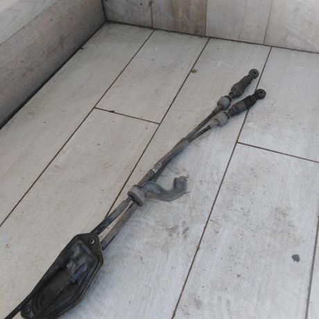 kulisa-mkpp-toyota-avensis-iii-art-99078-big-2