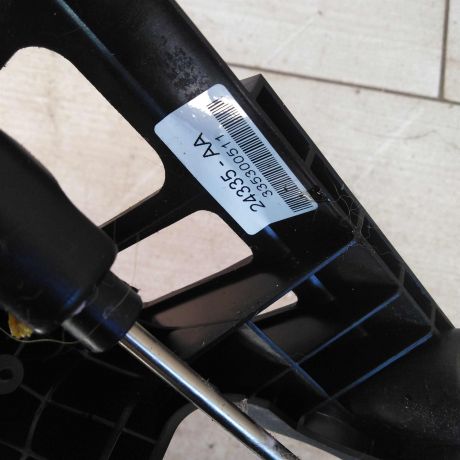 kulisa-mkpp-toyota-avensis-iii-art-99078-big-1