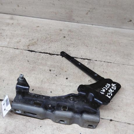 petlia-kapota-pravaia-mercedes-c-klass-w203-kupe-art-99090-big-1