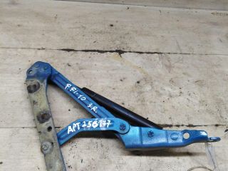 petlia-kryski-bagaznika-pravaia-ford-focus-i-art-100139