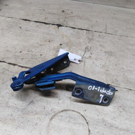 petlia-kapota-levaia-ford-focus-i-art-100189-big-1