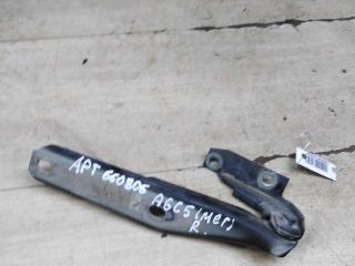 petlia-kapota-pravaia-audi-a6-c5-art-100439