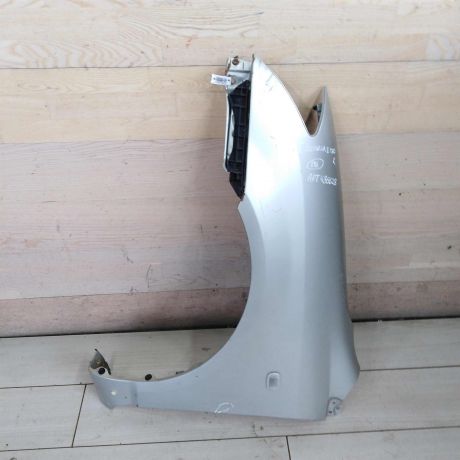 krylo-levoe-toyota-corolla-e120-e130-art-100531-big-0