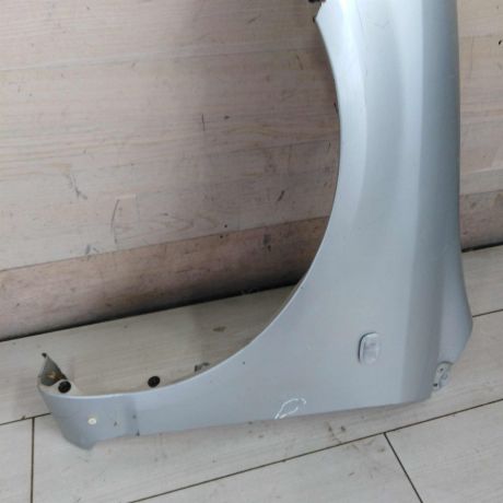 krylo-levoe-toyota-corolla-e120-e130-art-100531-big-2