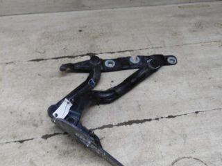 petlia-kryski-bagaznika-zadniaia-levaia-audi-a6-c5-art-100606