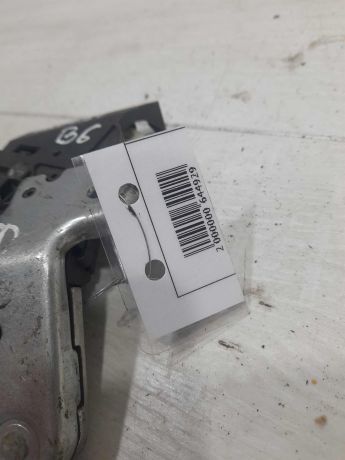 zamok-kryski-bagaznika-volkswagen-passat-b6-art-100738-big-2