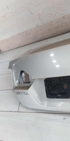 kryska-bagaznika-volkswagen-jetta-vi-art-100862-big-8