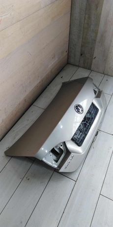 kryska-bagaznika-volkswagen-jetta-vi-art-100862-big-7