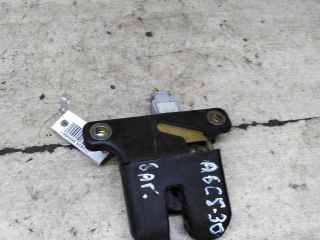 zamok-kryski-bagaznika-audi-a6-c5-art-101367