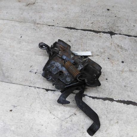 zamok-kapota-mitsubishi-carisma-art-101704-big-0