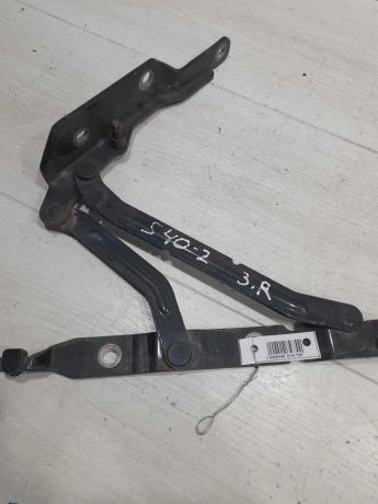 petlia-kryski-bagaznika-pravaia-volvo-s40-art-101879-big-0