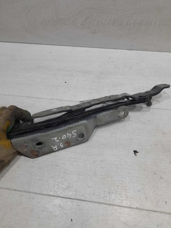 petlia-kryski-bagaznika-pravaia-volvo-s40-art-101879-big-2