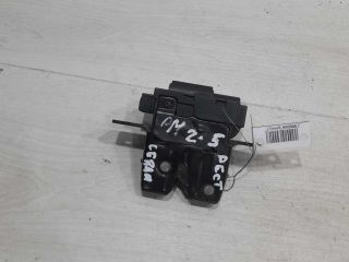 zamok-kryski-bagaznika-sedan-universal-renault-megane-ii-art-101910