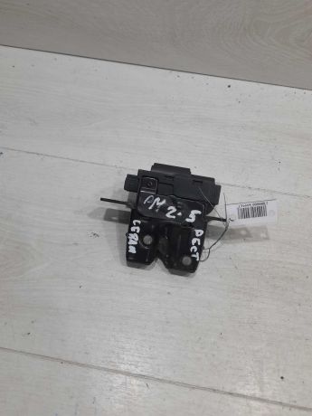 zamok-kryski-bagaznika-sedan-universal-renault-megane-ii-art-101910-big-0