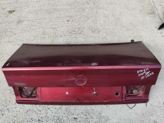 kryska-bagaznika-bmw-e34-art-102137