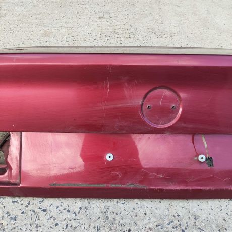 kryska-bagaznika-bmw-e34-art-102137-big-7