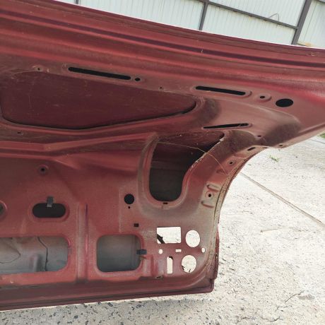 kryska-bagaznika-bmw-e34-art-102137-big-8