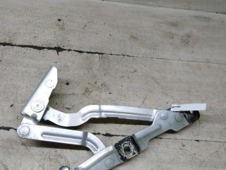 petlia-kryski-bagaznika-pravaia-volkswagen-bora-volkswagen-jetta-4-art-102599