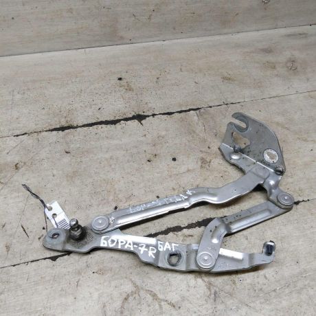 petlia-kryski-bagaznika-pravaia-volkswagen-bora-volkswagen-jetta-4-art-102599-big-1