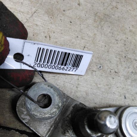 petlia-kryski-bagaznika-pravaia-volkswagen-bora-volkswagen-jetta-4-art-102599-big-2