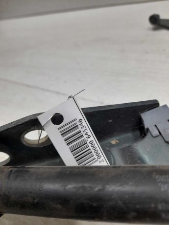 petlia-kryski-bagaznika-levaia-volvo-s80-sedan-art-102720-big-2